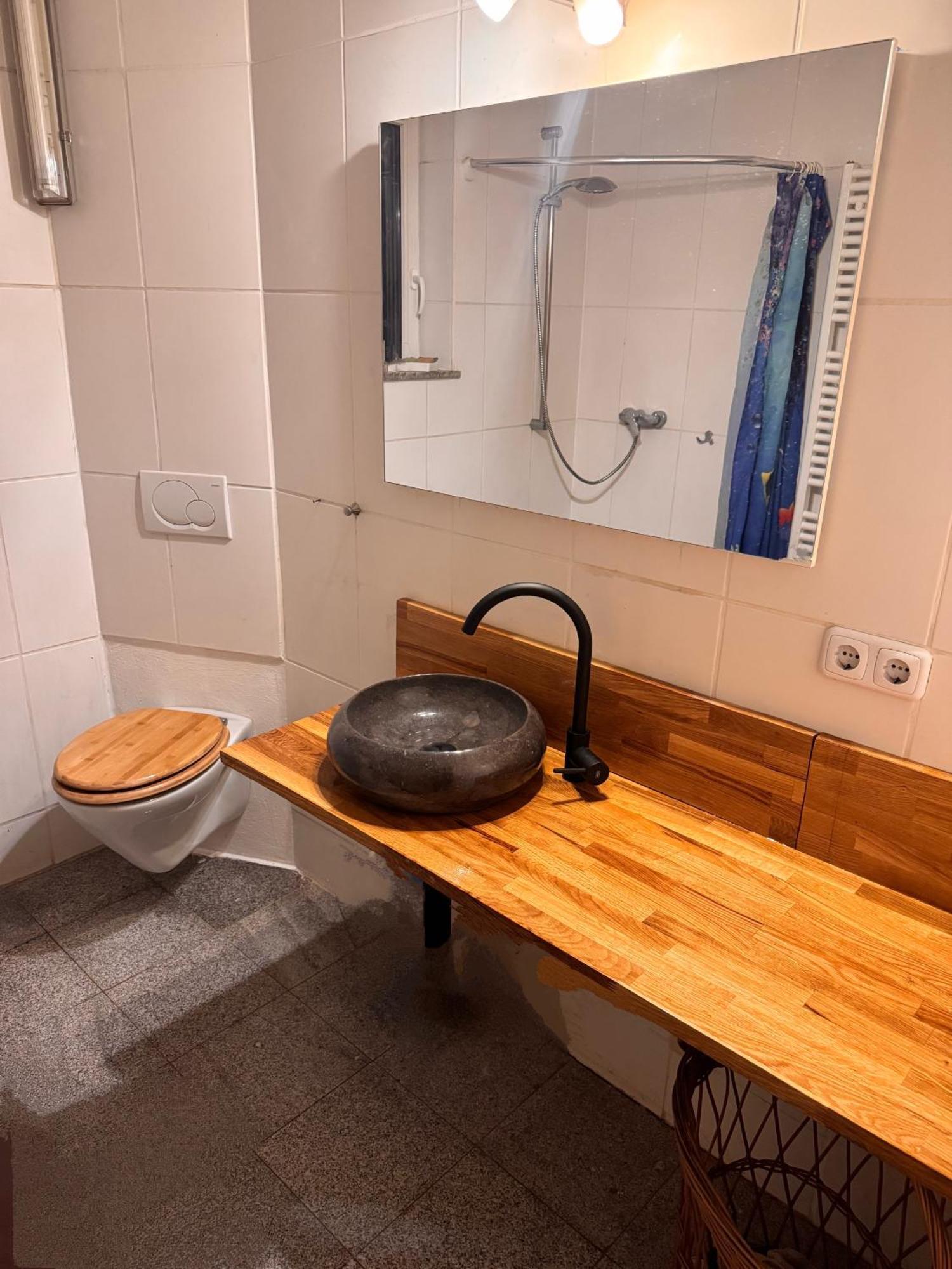 Bauernhof Gästezimmer Hortus Sandrine Gemeinschaftsbad Apartment Hausbreitenbach